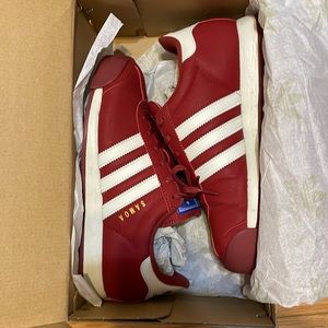 Adidas Samoa j mysred mens size 7 euro 40